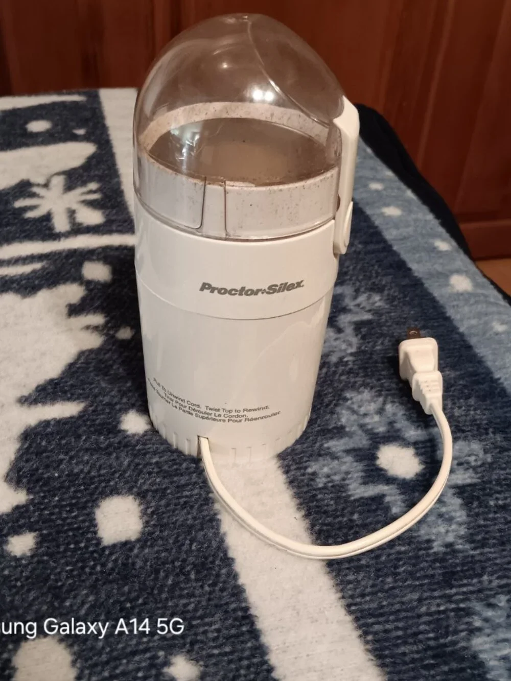 PROCTOR SILEX E160B Coffee Grinder White Electric Blade Grinder Retractabl